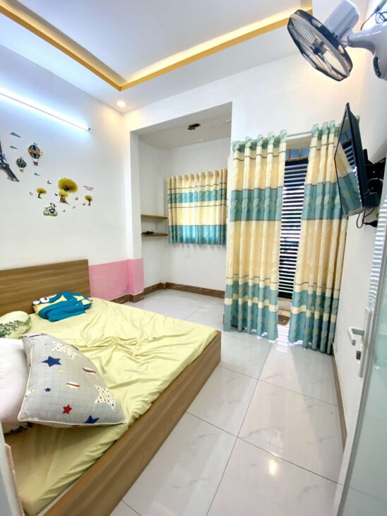 TCH, QUẬN 12 – NHÀ 2 TẦNG MỚI – HẺM 7M, TẶNG NỘI THẤT – GIÁ RẺ 3.58 TỶ.