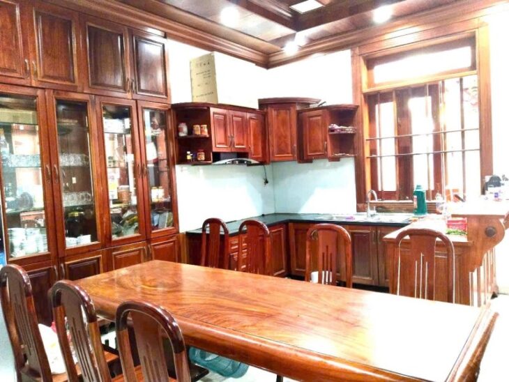 Bán nhà mặt phố Q.9, 150m2, 4 tầng, 16.4 tỷ, sổ hồng