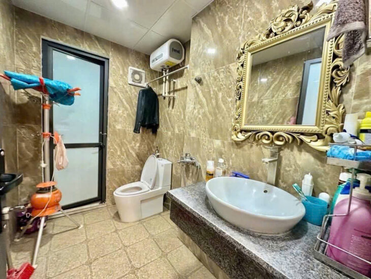 Nhà phân lô – Cầu Giấy – Ô tô – Thang máy – Kinh doanh – 40m – 5 Tầng – 12 tỉ.