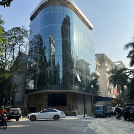 BÁN TÒA BUILDING PHỐ TRẦN THÁI TÔNG, CẦU GIẤY, DIỆN TÍCH 121.6M2, 8 TẦNG NỔI, TUM, CÓ HẦM. CHO THUÊ