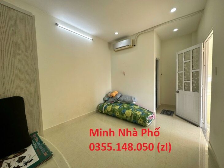 Bán Nhà Gần Lotte Nguyễn Văn Lượng, ngang, 2 Tầng BtCT Chỉ Nhỉnh 4 Tỉ