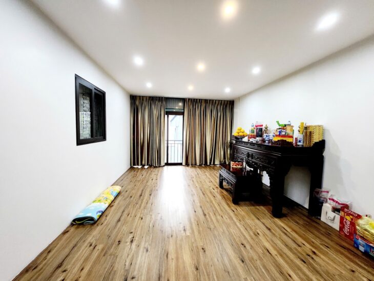 BÁN NHÀ PHỐ 8/3 – DÂN TRÍ CAO- ĐƯỜNG DẢI NHỰA – LÔ GÓC 2 THOÁNG – 45mX4 TẦNG – MT 4M – 9 TỶ