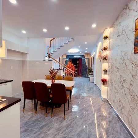 LÊN SÓNG CĂN NHÀ TRUNG TÂM P10- GÒ VẤP- 43m2- 3PN- NHỈNH 4 T.Ỷ