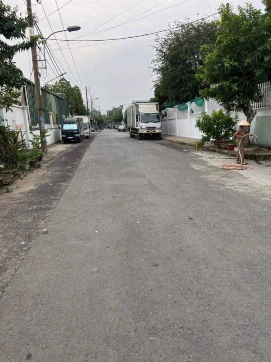 Bán đất mặt tiền 82x71m giá 125 tỷ Đường Tiền Lân