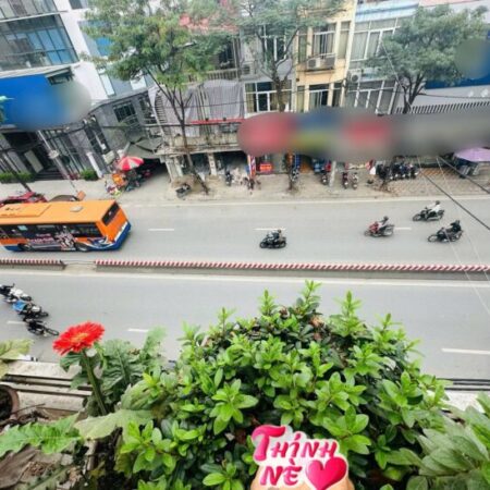 CỰC HIẾM- Mặt Phố Lạc Long Quân (Trích Sài, Võng Thị) 30/35m x 4 Tầng -18.6 Tỷ