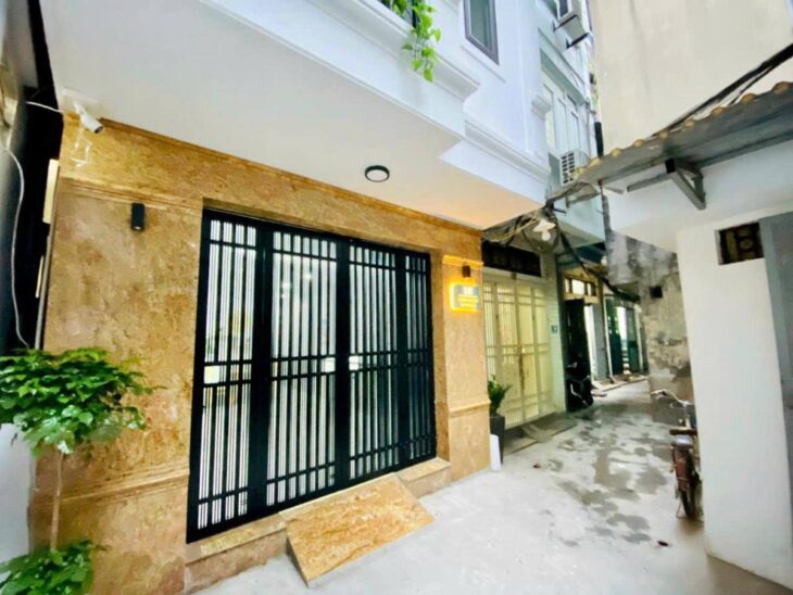 BÁN CCMN ĐÊ TÔ HOÀNG – KINH DOANH SIÊU ĐỈNH- HIỆU SUẤT CAO – 70mX7 TẦNG – 17 PHÒNG – 14 TỶ