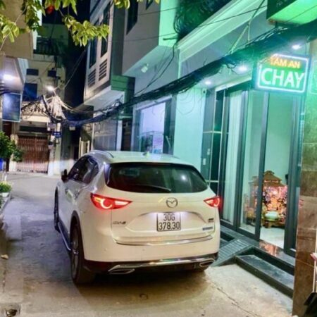 Bán Nhà Trương Định, Ngõ Ô TÔ Thông, Kinh Doanh, Mặt tiền rộng giá tốt chỉ 180 triệu/m2