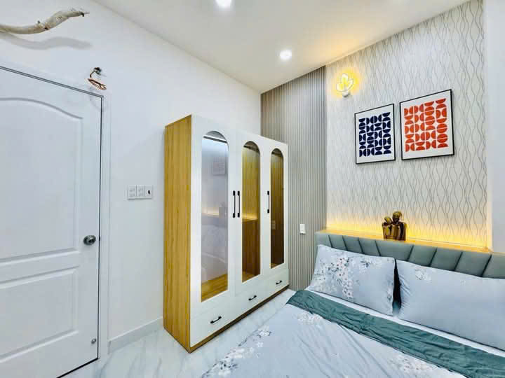 CMT8 – NHÀ 4 TẦNG – XE HƠI TỚI CỬA – GIỮA LÒNG QUẬN 10 – CHỈ 3 TỶ 99