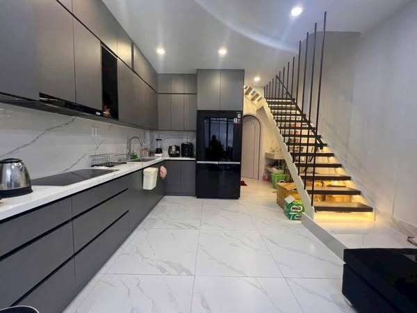 NHÀ 2 TẦNG 3PN – ĐƯỜNG 379 TĂNG NHƠN PHÚ A Q9
