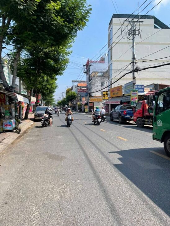 Bán nhà mặt tiền 1 hầm 7 lầu 8x30m giá 38 tỷ Đường Trần Thị Cờ