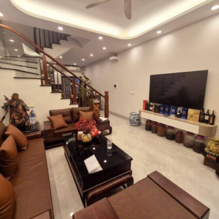 BÁN NHÀ TRUNG TÂM TÂY HỒ, OTO ĐỖ CỬA, KINH DOANH DÒNG TIỀN 58M2 GIÁ CHỈ 4.6 TỶ!