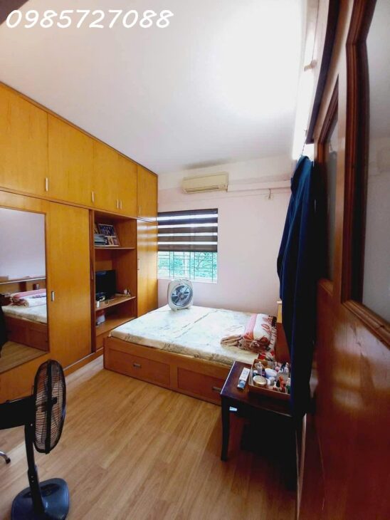 Bán căn hộ HUD NƠ 8 bán đảo Linh Đàm- nhỉnh 4 tỷ căn 3 ngủ cực thoáng mát…