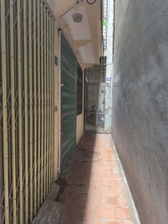 Hàng hiếm nhỏ mà có võ, CẦN BÁN NHÀ KIM GIANG 25M2, 5 TẦNG, MT4.5M, GIÁ NHỈNH 5 TỶ