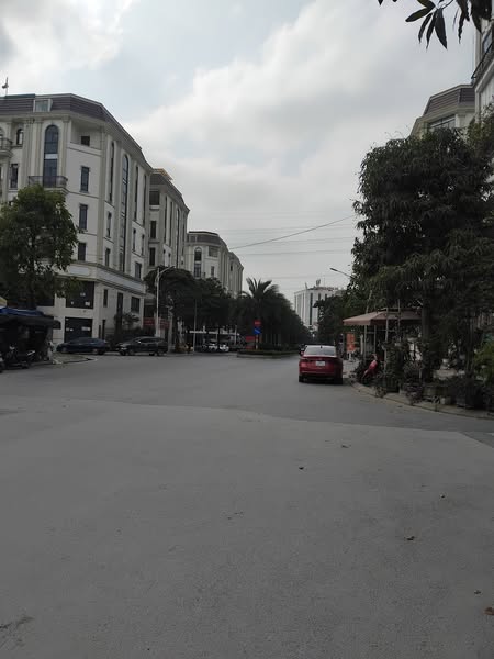 CHDV 55M x 7 TẦNG – Ô TÔ 45 CHỖ QUA NHÀ – FULL PHÒNG – DÒNG TIỀN KHỦNG – KHU ĐẤT DV LAI XÁ, HOÀI