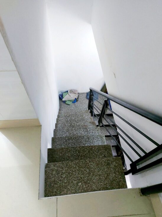 NHÀ ĐẸP TÂN PHÚ 32M2, 2 TẦNG ĐÚC, NGANG ĐẸP 4M, HẺM 4M , TRƯỚC NHÀ CÓ SÂN , SHR, CHỈ NHỈNH 3 TỶ