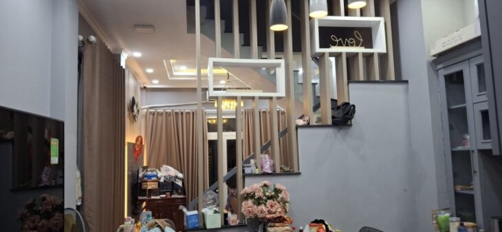 Bán nhà 56m2, 3 tầng, 3PN, 3WC, Trường Thọ, Thủ Đức, 6.9 tỷ Bán nhà 56m2, 3 tầng, 3PN, 3WC, Trường Thọ, Thủ Đức, 6.9 tỷ
