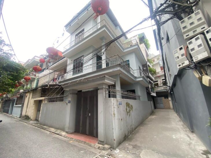 bán nhà lô góc Nguyễn Sơn-Gia Thuỵ, 97m, mặt tiền 7.2, ôtô tránh, ngõ thông, full thổ cư