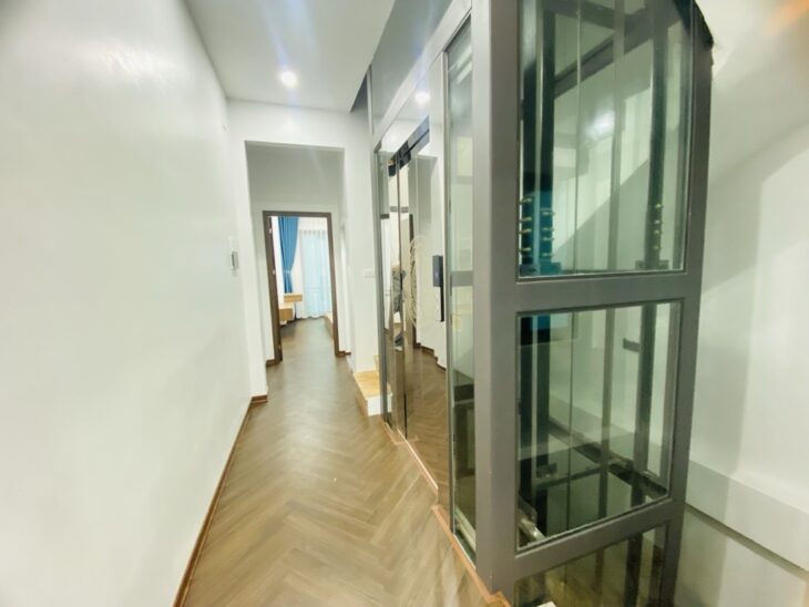 BÁN NHÀ PHỐ HOÀNG MAI, HOÀNG MAI, THANG MÁY XỊN SÒ 30M RA PHỐ THẲNG TẮP, 65M2, 11.8TỶ(CTL)