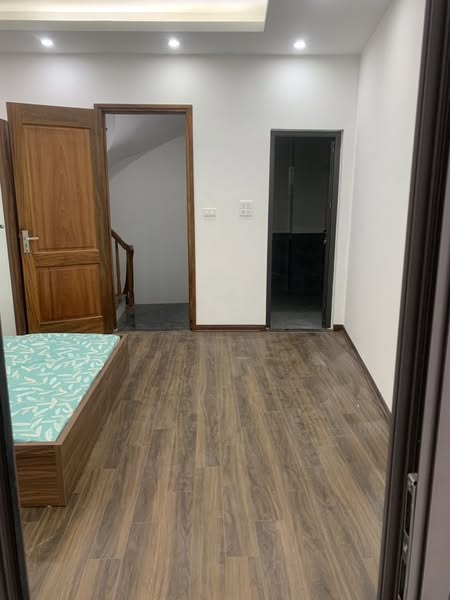 NHÀ HIẾM MINH KHAI BẮC TỪ LIÊM – 32M X 5T – CHỈ 5 TỶ – NHÀ MỚI KOONG – Ô TÔ GẦN – VỀ Ở NGAY