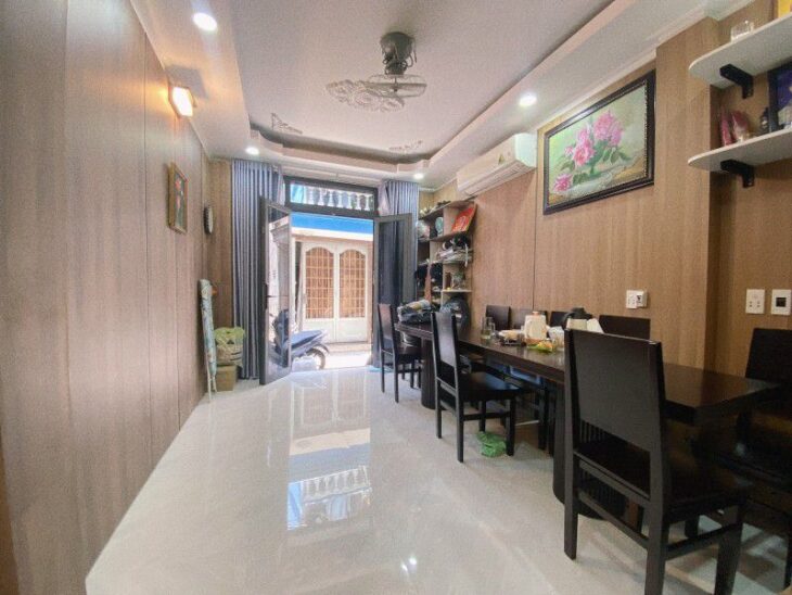 NHÀ 3 TẦNG NHỎ XINH – HẺM NHỰA 3.5M SẠCH SẼ AN NINH DÂN TRÍ – 2.99 TỶ