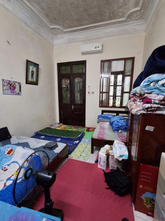 Bán nhà phố Đê La Thành, Ba Đình, 35m2 giá chỉ 7.7 tỷ