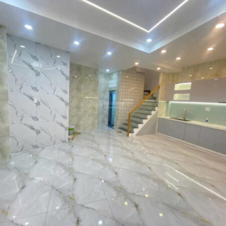 Bán nhà Lê Quang Sung, Quận 6, nở hậu, 3 tầng, hoàn công đủ, nhỉnh 7 tỷ Bán nhà Lê Quang Sung, Quận 6, nở hậu, 3 tầng, hoàn công đủ, nhỉnh 7 tỷ