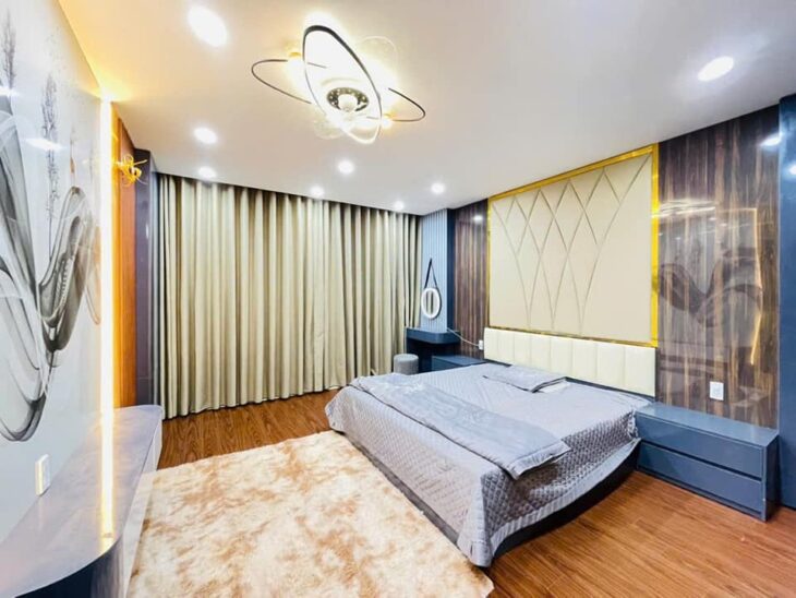 Nhà Thể Giao mới tinh,hiện đại,thang máy,2 nhà ra phố, 17.7 tỷ