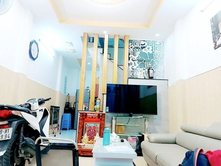 NHÀ ĐẸP 3 TẦNG BTCT ÂU CƠ P10 TÂN BÌNH, 32M2, HẺM BA GÁC TỚI NHÀ, CÁCH HẺM XE TẢI 20M, SỔ VUÔNG NỞ