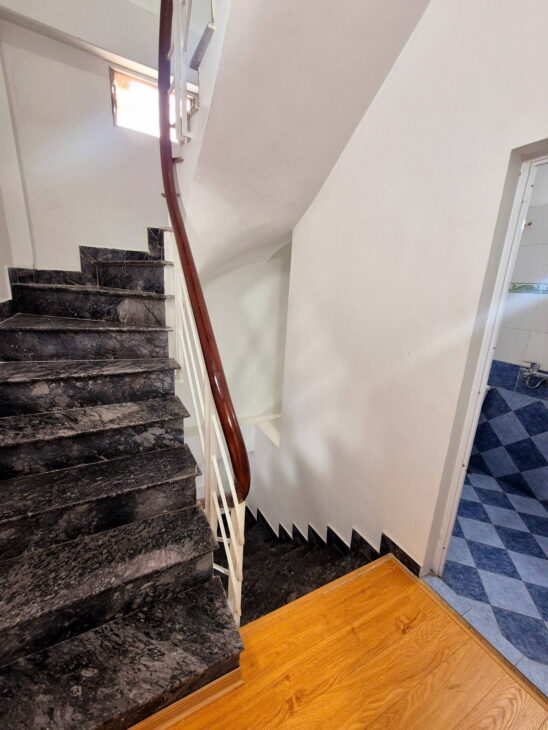 Cần bán nhà Chính Kinh trung tâm Thanh Xuân, 30m2, 5 tầng, MT3.5m, Giá 6.35 tỷ