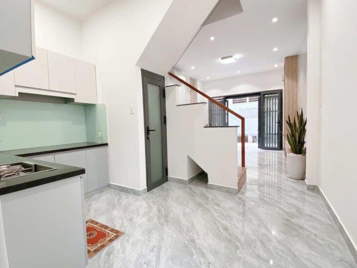 Bán Nhà Thích Quảng Đức (4×8), 4 Tầng, Sát Mặt Tiền Nhỉnh 7 Tỉ