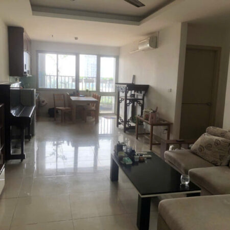 Cho thuê : cho thuê căn hộ 17 tố hữu Dt 85m2xtầng 7, 2 ngủ 2 vs ,ban công ,giá thuê 12 triệu tháng