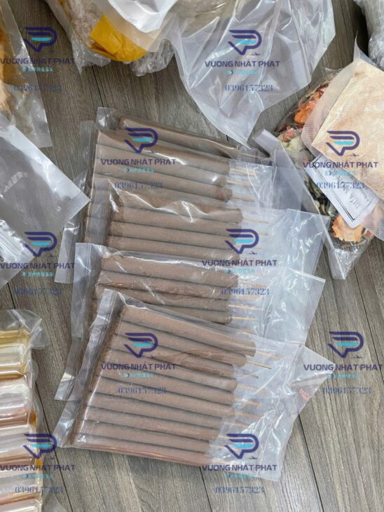 DỊCH VỤ GỬI HƯƠNG TRẦM ĐI MALAYSIA AN TOÀN