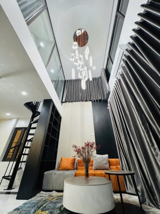 VÕ THỊ SÁU – 5 TẦNG, 50M² – NGÕ THÔNG, SỔ NỞ HẬU, CÁCH PHỐ 10M!