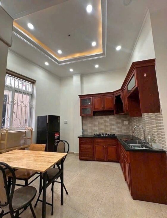 Bán nhà 50m2, 3 tầng, 4PN, 3WC, Trường Thọ, Thủ Đức – 6.8 tỷ