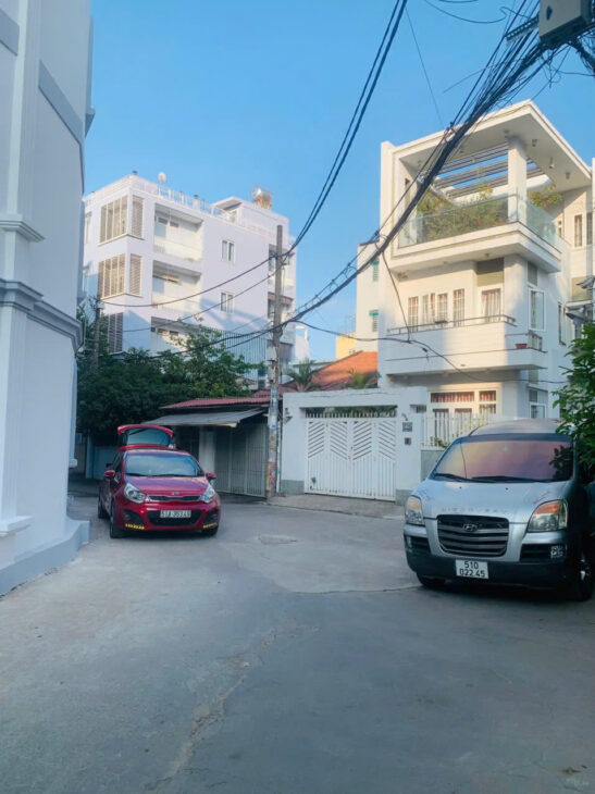 Khu hiếm! Khu VIP hẻm nhựa 6m, Nguyễn Văn Đậu, Quận BT – nở hậu 5m (CN: 78m2), 6 tầng . Giá chỉ 15