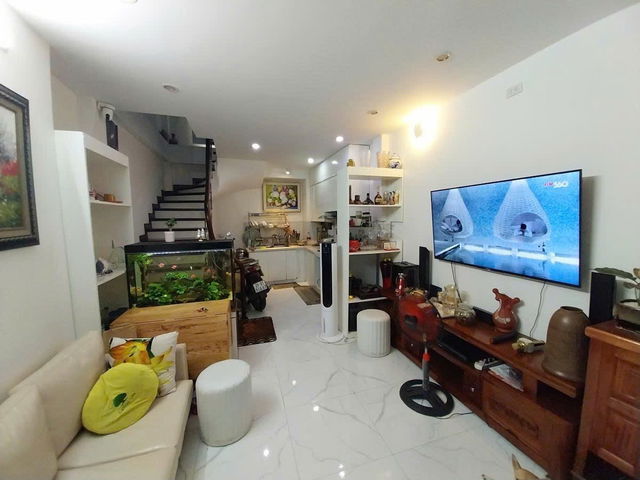 Hiếm!! Bán nhà cực phẩm Hoàng Hoa Thám , Ba ĐÌnh, quy hoạch sát phố , giá chỉ 7.9 tỷ