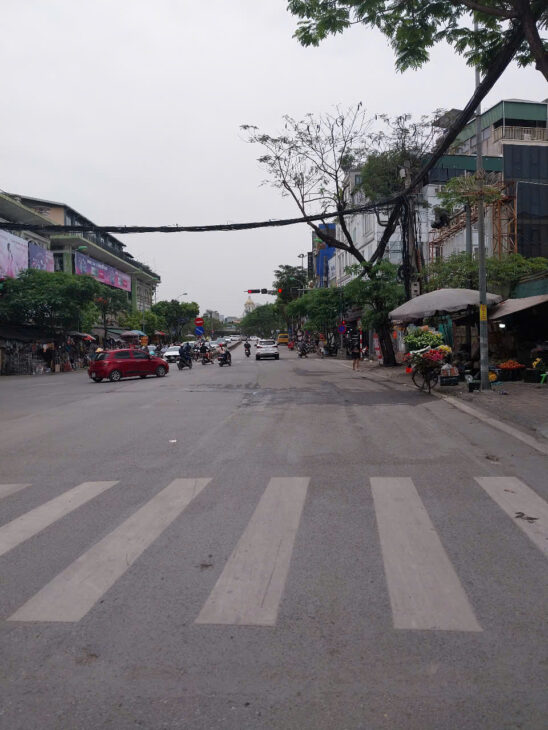 BÁN NHÀ LẠC LONG QUÂN, CẠNH HỒ TÂY, DÂN XÂY CHẮC CHẮN, 45M2, 8,799 TỶ