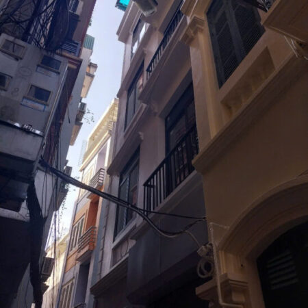 SIÊU PHẨM LẠC LONG QUÂN – NGÕ THÔNG, GẦN PHỐ, 41M2, 5T – NHỈNH 10 TỶ