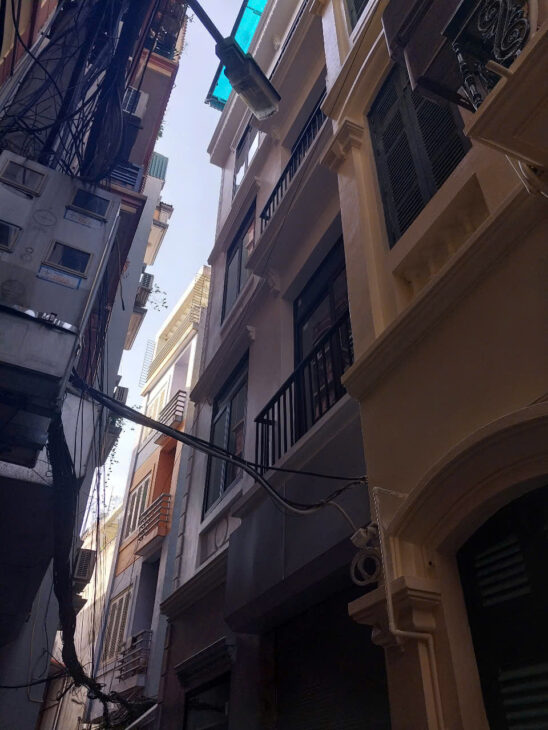 SIÊU PHẨM LẠC LONG QUÂN – NGÕ THÔNG, GẦN PHỐ, 41M2, 5T – NHỈNH 10 TỶ