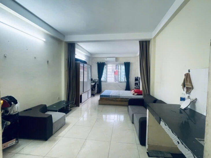 BÁN NHÀ HOÀNG QUỐC VIỆT, HAI THOÁNG, Ô TÔ ĐỖ GẦN – 39M2 x 5T, 7.79 TỶ