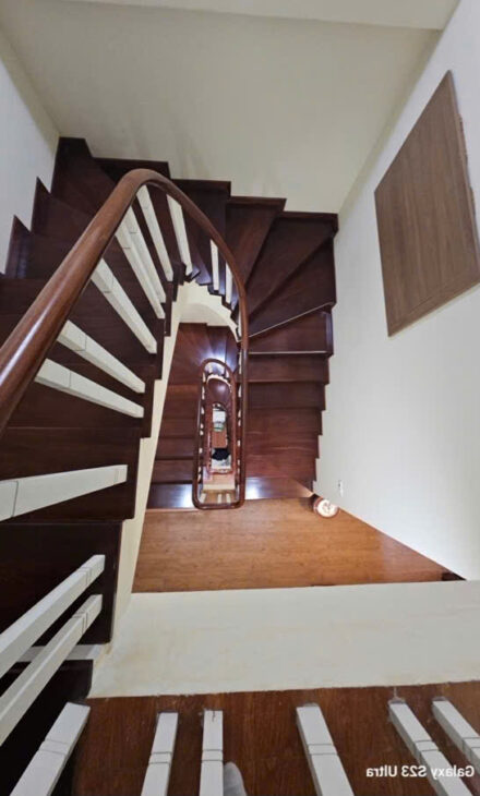 NHÀ ĐẸP PHỐ NGUYỄN KHANG, NGÕ NÔNG, GẦN PHỐ – 46M2, 9,799 TỶ