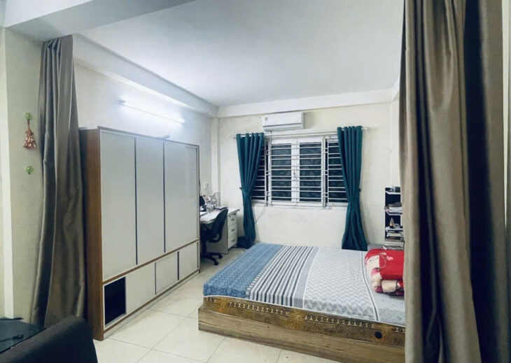 BÁN NHÀ HOÀNG QUỐC VIỆT, HAI THOÁNG, Ô TÔ ĐỖ GẦN – 39M2 x 5T, 7.79 TỶ