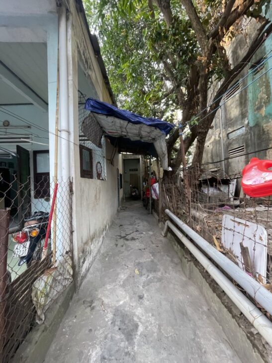 # Nhà Kiệt Ô tô Nguyễn Hữu Thọ, gần Sân Bay, 194m2, Ngang 9.2m, 10.5 tỷ
