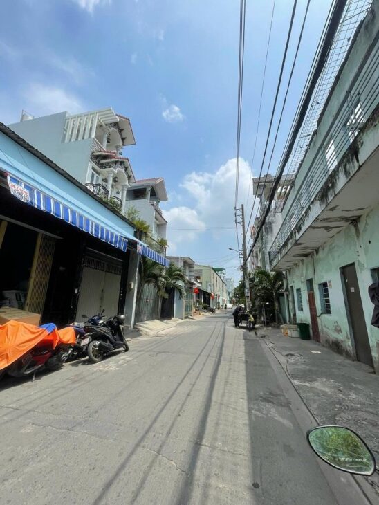 HL35- NHÀ HƯƠNG LỘ 2, Ở VÀ KINH DOANH- 4 TẦNG XÂY TÂM HUYẾT- GẤP BÁN- HẺM XE TẢI THÔNG- ĐẸP LUNG