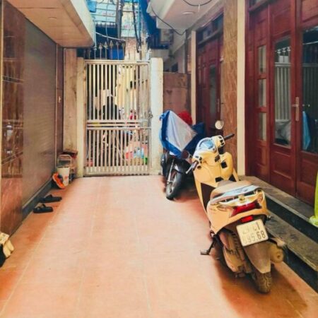 624 Minh Khai – ngõ thông sang Times City – 72m2 – 5 tầng – 10,5 tỷ.