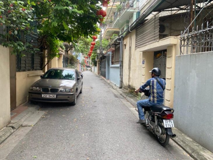 bán nhà lô góc Nguyễn Sơn-Gia Thuỵ, 97m, mặt tiền 7.2, ôtô tránh, ngõ thông, full thổ cư