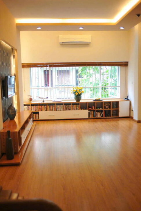 PHÂN LÔ – OTÔ TRÁNH – VỈA HÈ – THÔNG SỐ VÀNG TRONG LÀNG HOÀNG QUỐC VIỆT – 25 TỶ