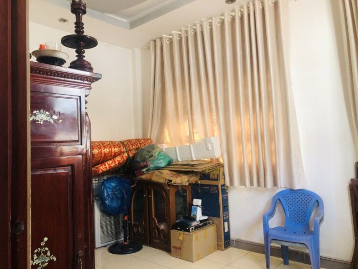 NHÀ Q4 – NGAY CC KHÁNH HỘI – TRUNG TÂM TIỆC CƯỚI REVERSIDE PALACE 4 SAO – SỔ ĐẸP 4x8M, 3 TẦNG –