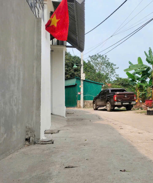 Bán đất phố Quang Trung Sơn Tây,diện tích 65m2 ,mặt tiền 4m,đường thông ô tô