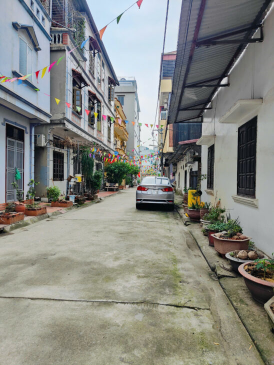 Bán nhà 65m2,7 tầng thang máy,Kim Chung ,phân lô ô tô vỉa hè